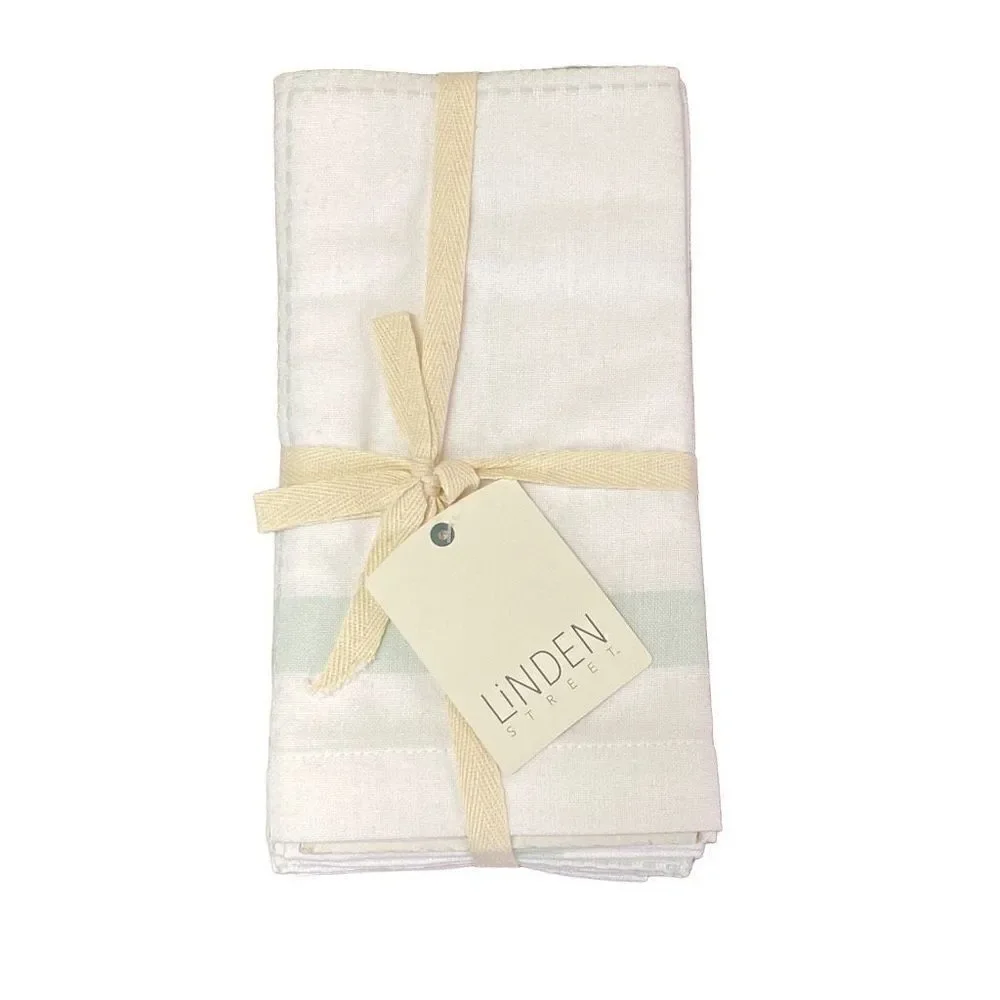NWT Linden Street Ainsley Plaid White and Green Set of 4 Napkins 100% Cotton 20x